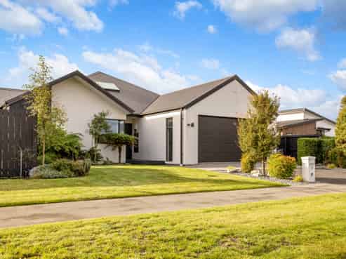 9 Asheridge Place, Aidanfield