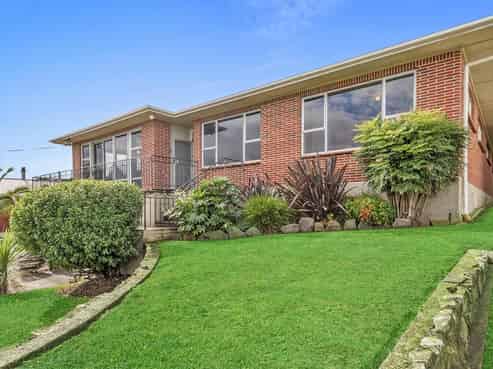 6 Miro Street, Te Aroha