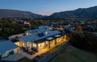 102A Rob Roy Lane, Wanaka