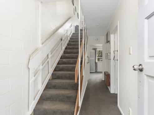 6 Cyril Way, Paparangi