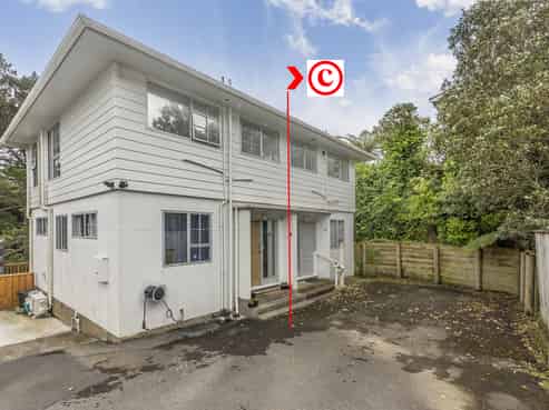 6 Cyril Way, Paparangi