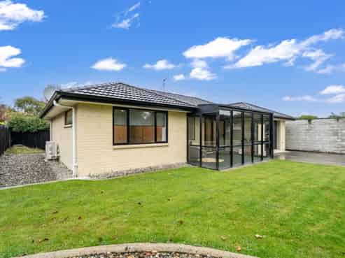 6 Guthrie Lane, Avenal