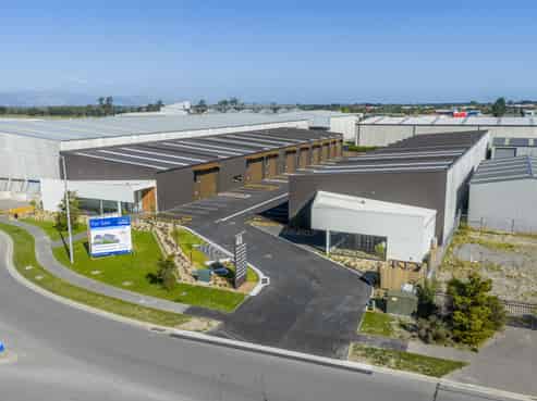 Brand new 260sq m industrial unit 