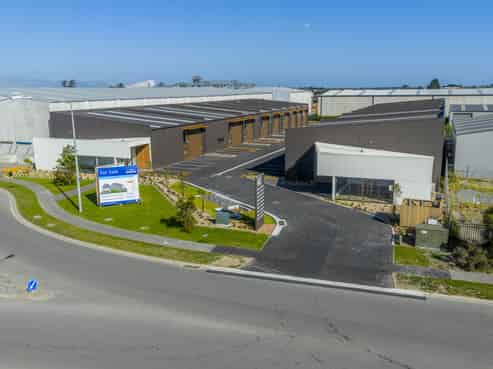 Brand new 260sq m industrial unit 