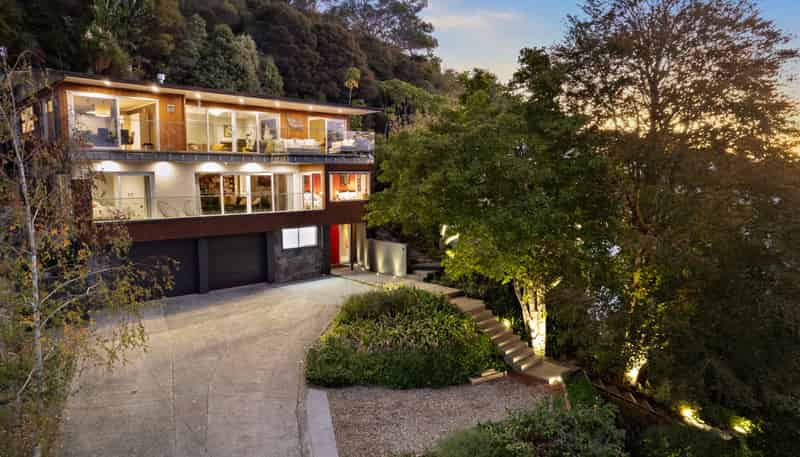 13 Sadgrove Terrace, Mount Albert