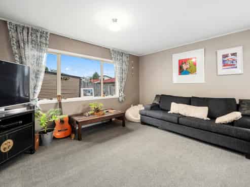 65 Mountain Road, Western Heights