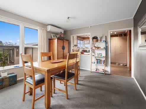 65 Mountain Road, Western Heights