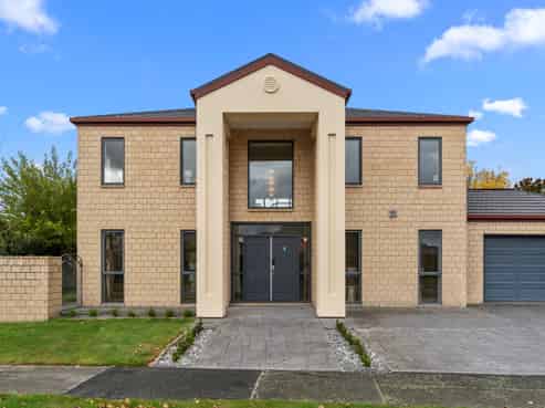 57 Becmead Drive, Harewood