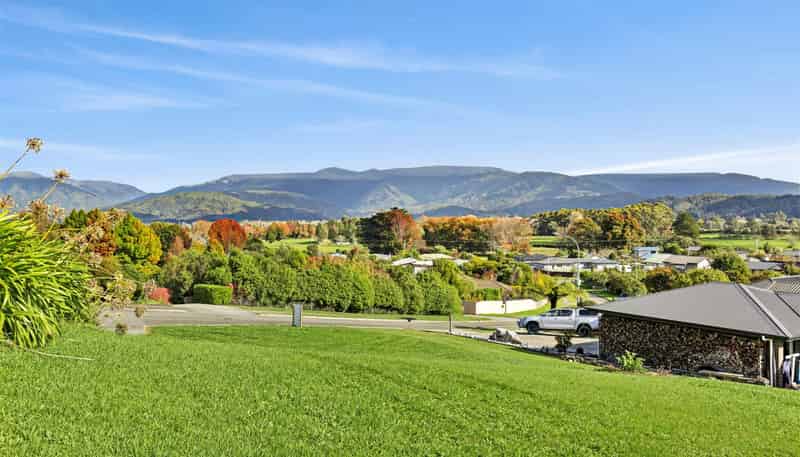 25 Arapeta Place, Takaka