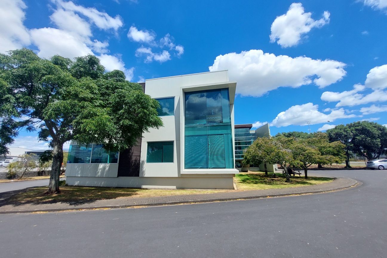 Tidy and efficient office in Wiri - Vista 4