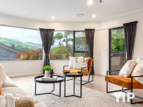 10 Longmont Terrace, Churton Park