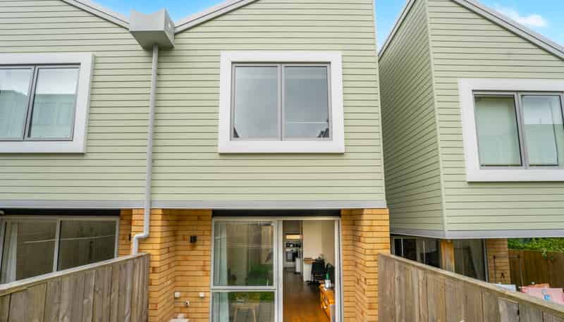 15 Helen Jenepher Lane, Mount Wellington