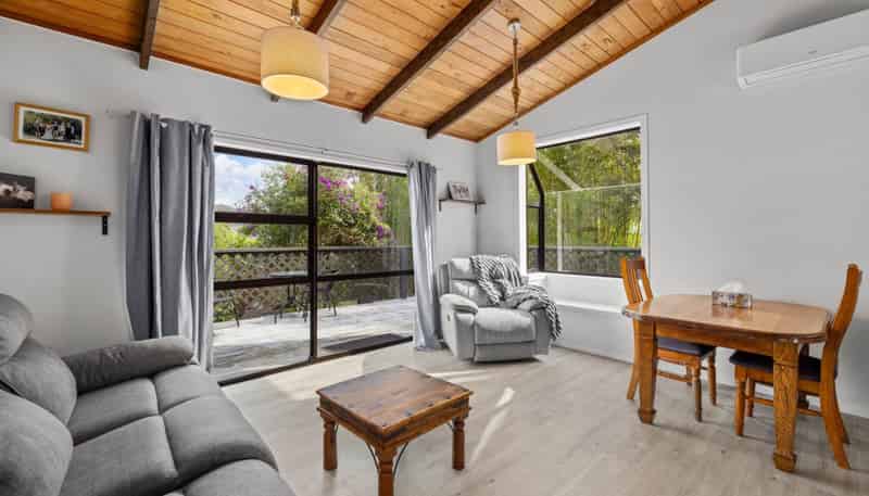 5/1 Ash Grove Circle, Haruru