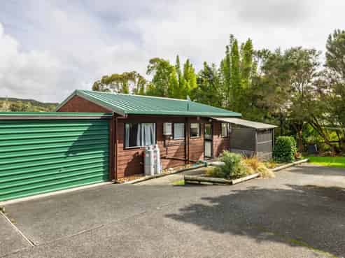 5/1 Ash Grove Circle, Haruru