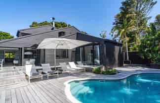 267 School Road, Te Arai