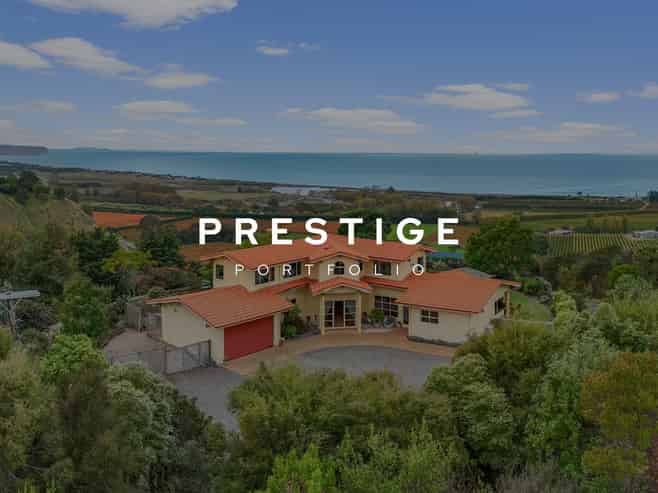 11 Kaimata Road, Pacific Heights, Bay View