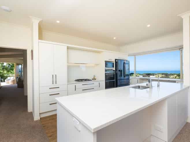 11 Kaimata Road, Pacific Heights, Bay View