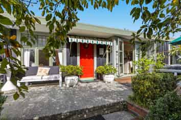 16A Laurence Street, Manly