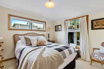 16A Laurence Street, Manly