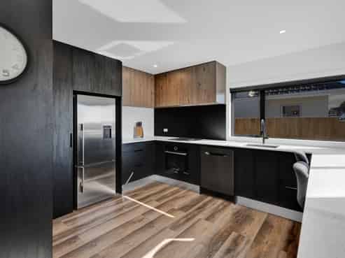 92 Mangorei Road, Strandon
