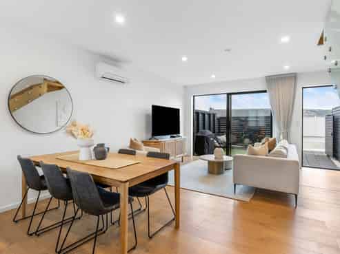 52D Selwyn Avenue, Mission Bay