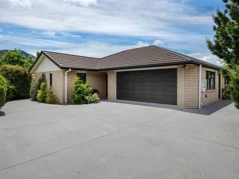 83 Tawavale Street, Pukehangi