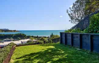 9 Mana View Road, Paremata