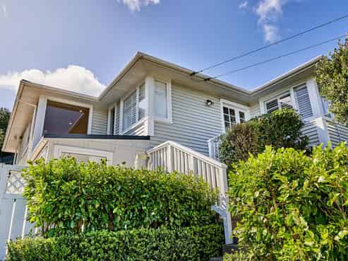 9 Mana View Road, Mana