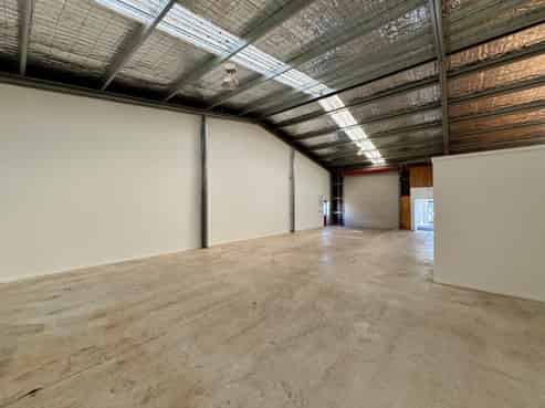 Waiwhakaiho warehouse with showroom
