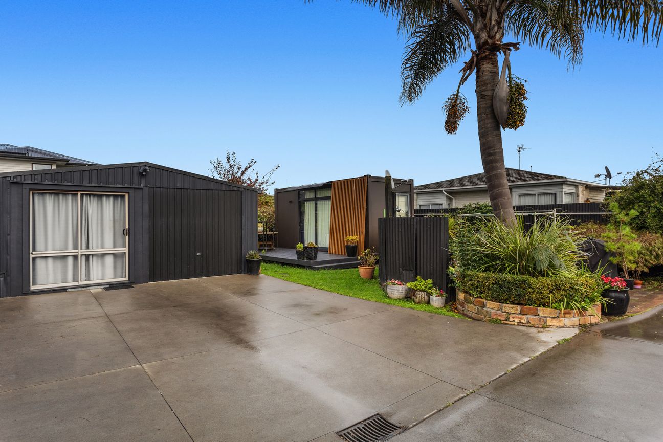 This is it - Character, Space & Style All in One – pohled 2