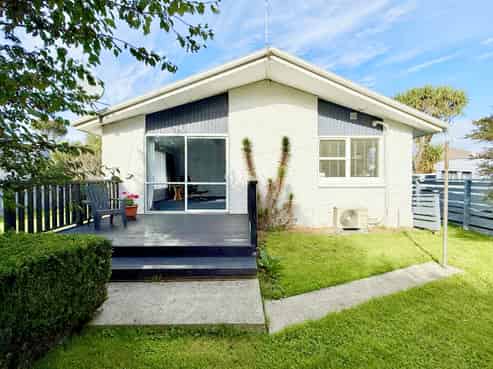 1/64 Hensley Street, Gladstone