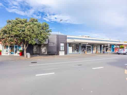 Ahuriri gem - for sale