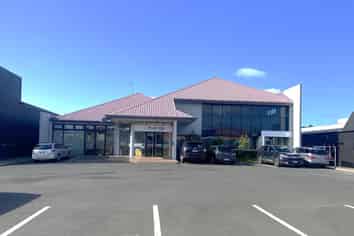 High quality Wairau office premises