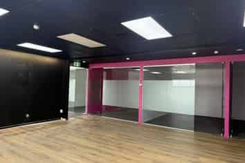 High quality Wairau office premises