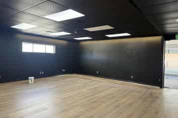 High quality Wairau office premises