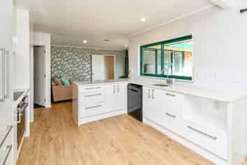46 Wairere Road, The Gardens