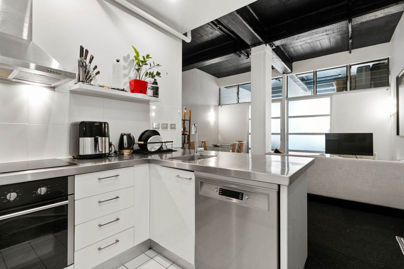 SMART INVESTMENT OR IDEAL FIRST HOME – pohled 6