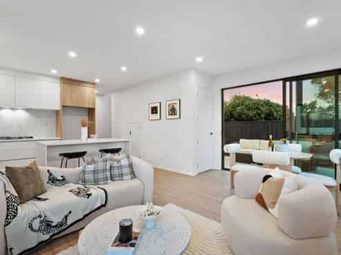 1B Maxwelton Drive, Mairangi Bay