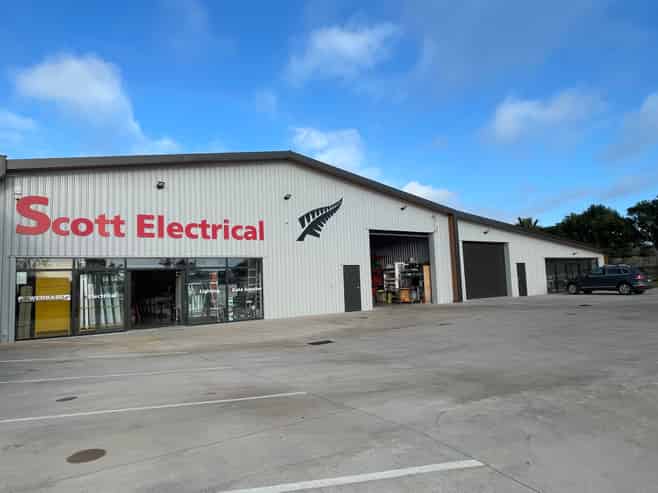 Retail Showroom, Warehouse or Manufacture