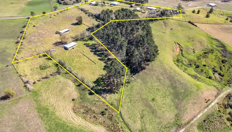 325 Sim Road, Paerata