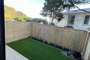 4B/4 Ferry Road, Eastbourne