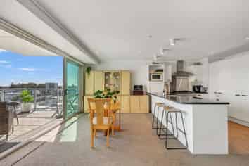 1201/72 Devonport Road, Tauranga Central