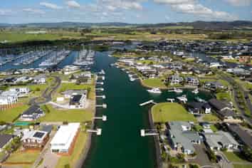 32 Te Piriti Road, One Tree Point