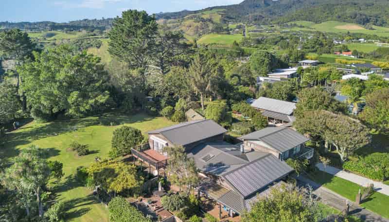 27 Donnelly Street, Oakura