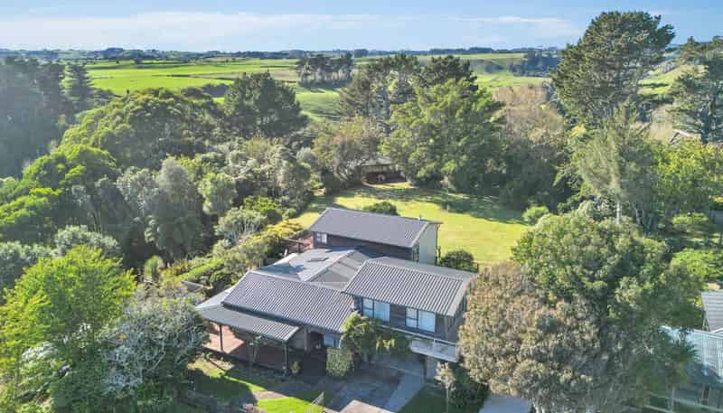 27 Donnelly Street, Oakura