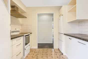 701B Henry Street, Raureka