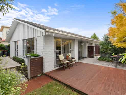 35 Montclare Avenue, Avonhead