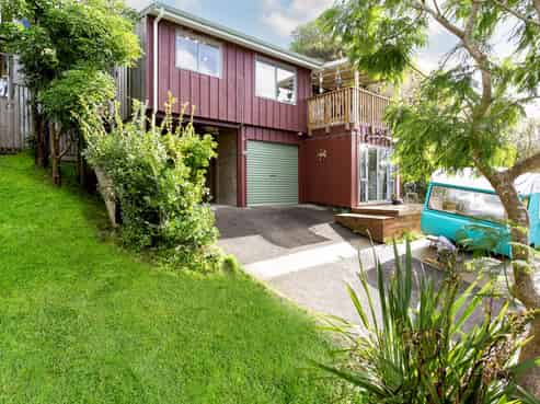 17 Empressa Heights, Helensville