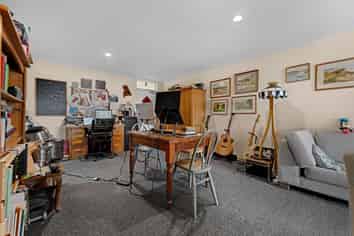 2U/1 Wadier Place, Henderson