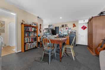 2U/1 Wadier Place, Henderson
